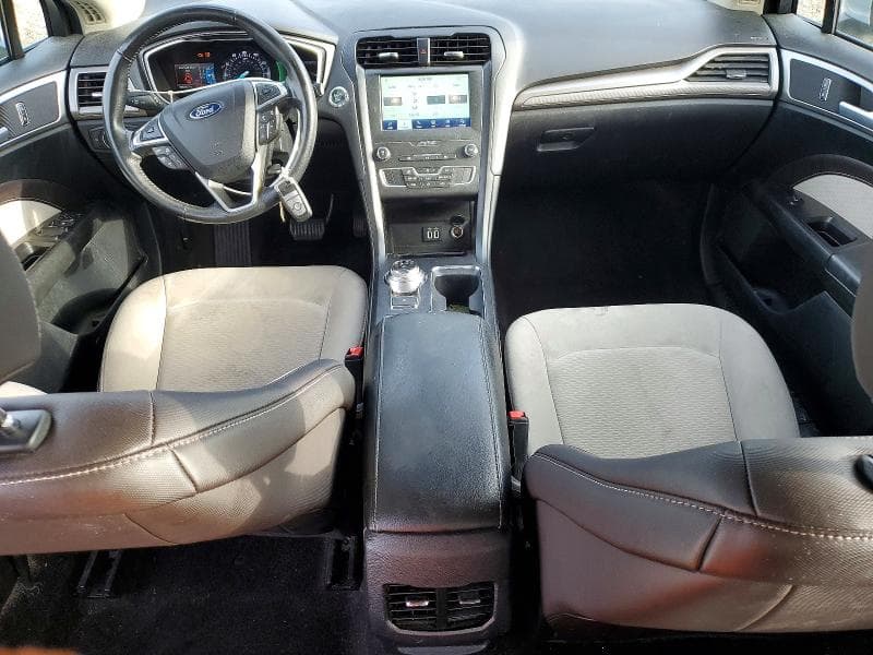 2020 FORD FUSION SE 8