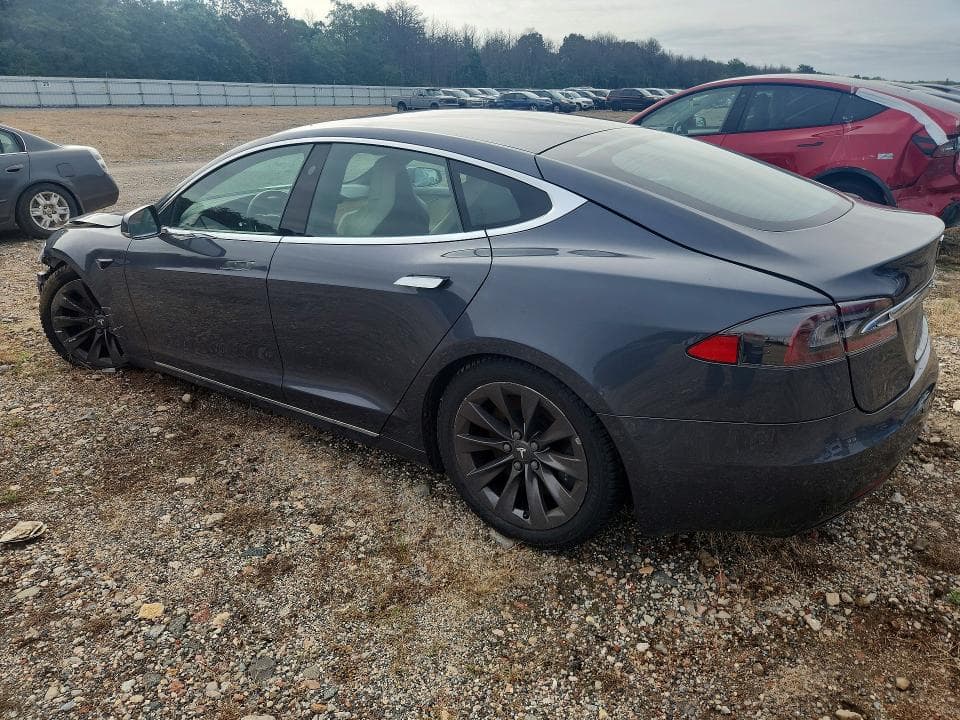 2019 TESLA MODEL S 2
