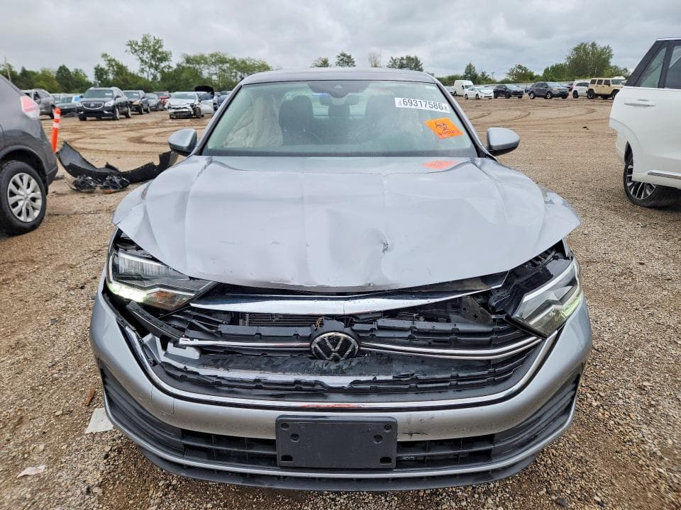2023 VOLKSWAGEN JETTA SE 5