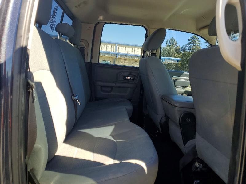 2017 RAM 1500 SLT 10