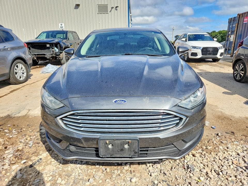 2017 FORD FUSION SE 5