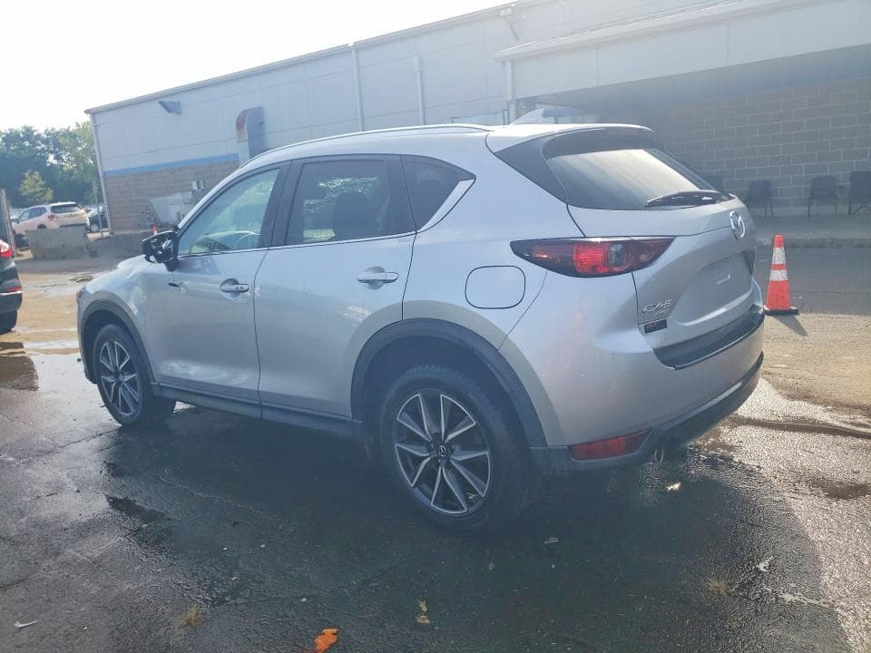 2018 MAZDA CX-5 TOURING 2