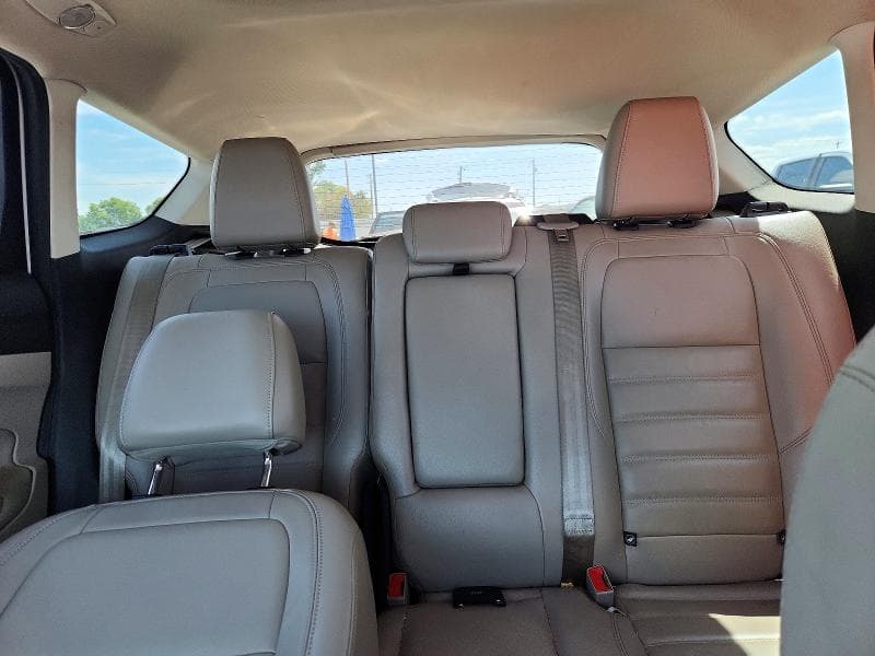 2017 FORD ESCAPE TITANIUM 10