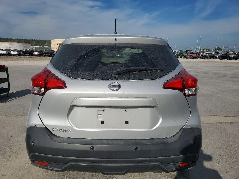 2020 NISSAN KICKS S 6