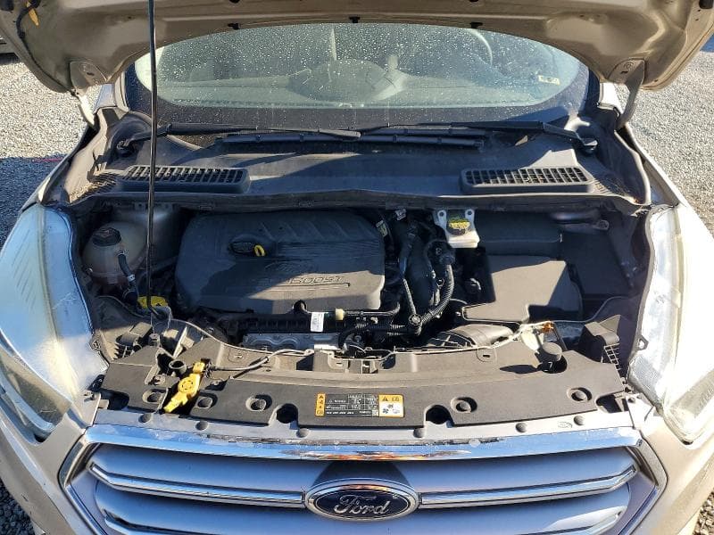 2017 FORD ESCAPE SE 12
