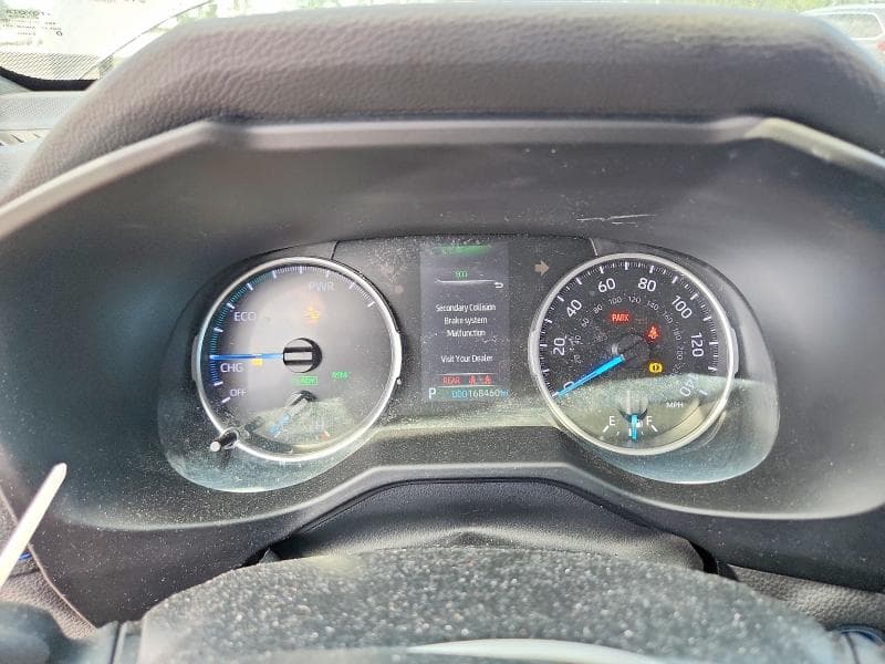 2022 TOYOTA RAV4 SE 9
