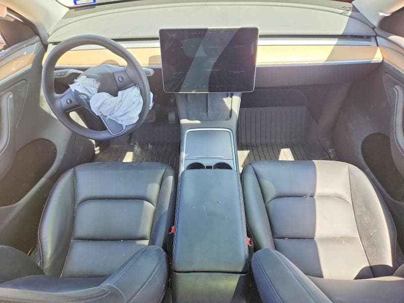 2023 TESLA MODEL Y 8