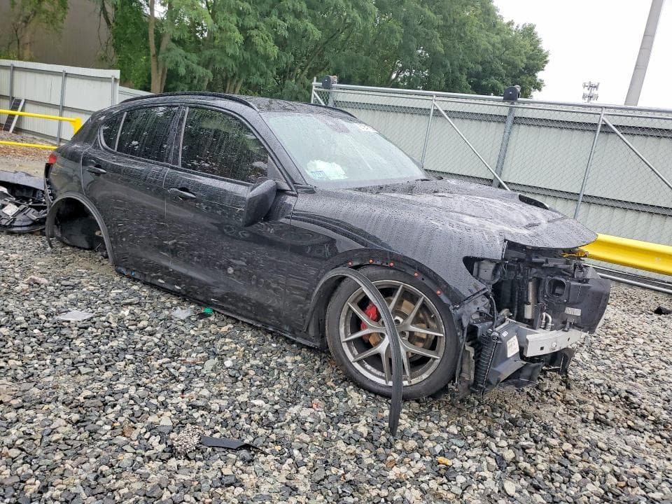 2019 ALFA ROMEO STELVIO TI 4