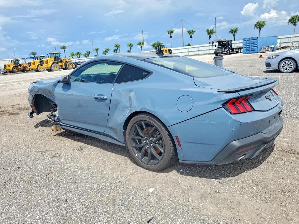 2026 FORD MUSTANG 2