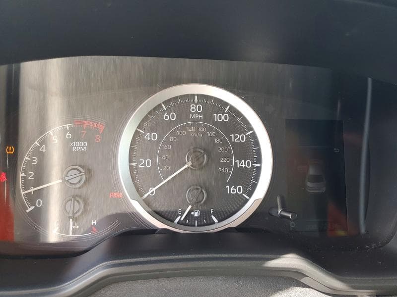 2021 TOYOTA COROLLA LE 9