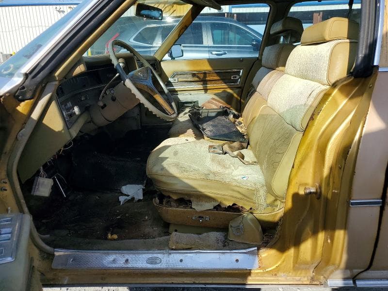 1971 CADILLAC FLEETWOO 7