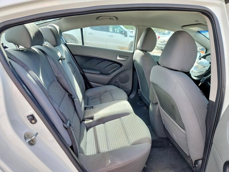 2018 KIA FORTE LX 10