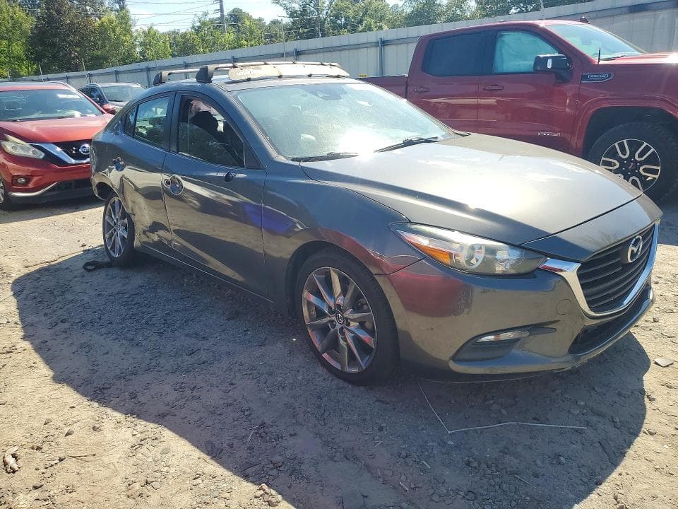 2018 MAZDA 3 TOURING 4