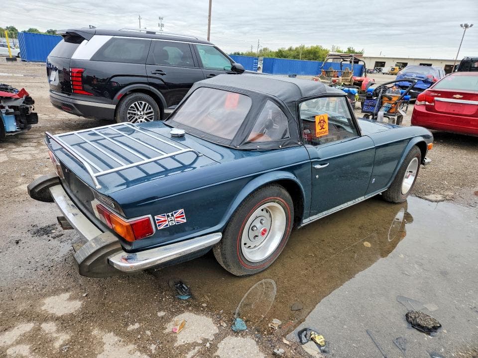 1974 TRIUMPH CAR TR6 3