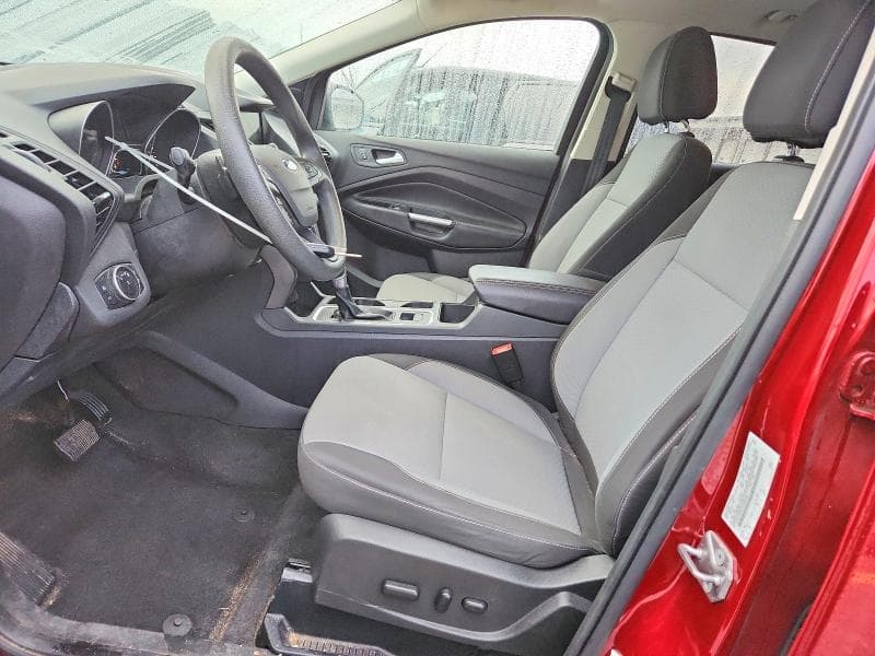 2017 FORD ESCAPE SE 7