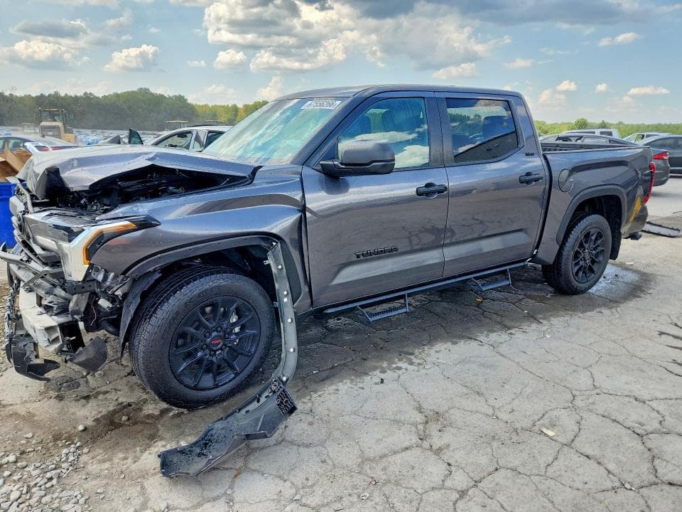 2025 TOYOTA TUNDRA SR5