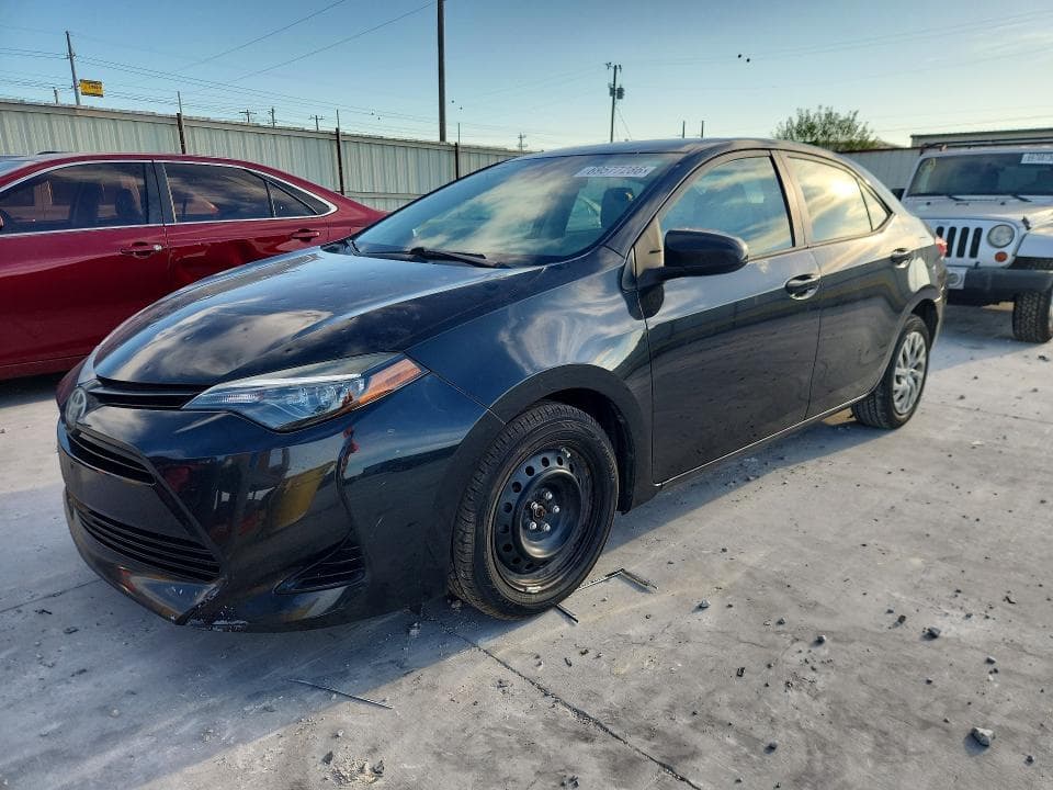 2019 TOYOTA COROLLA LE - 1