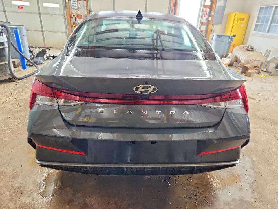 2025 HYUNDAI ELANTRA SEL 6