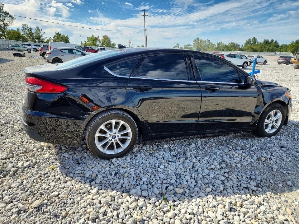 2020 FORD FUSION SE 3