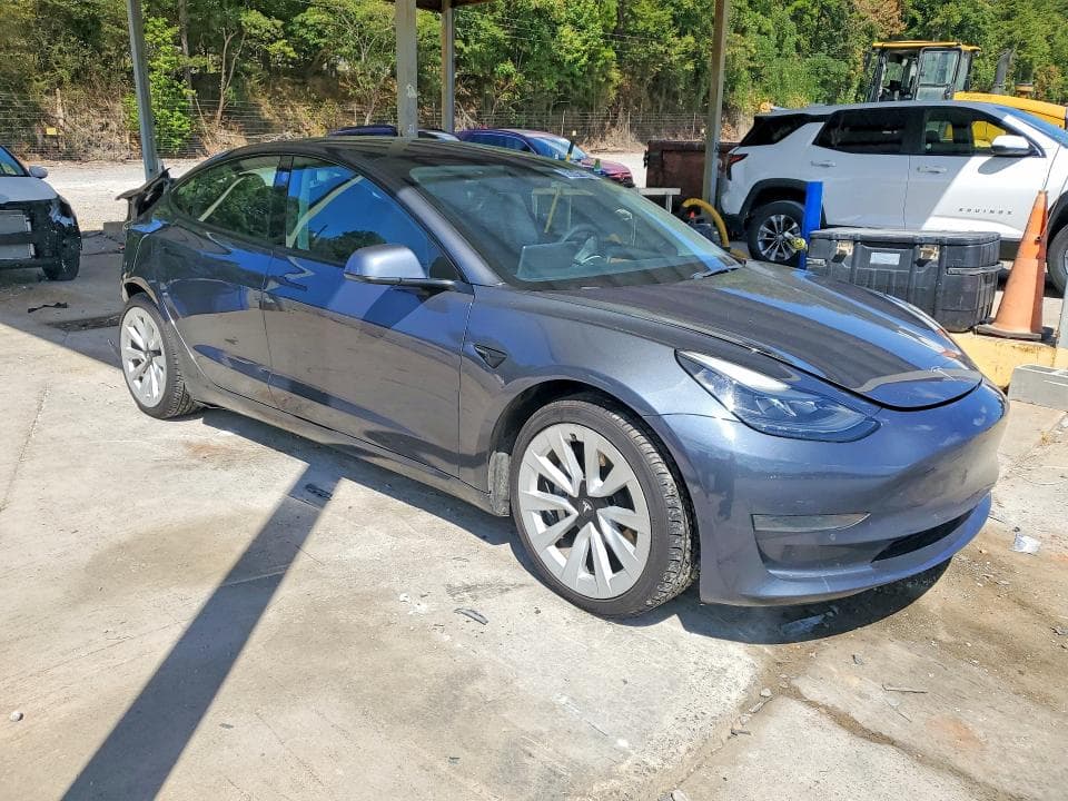 2022 TESLA MODEL 3 4