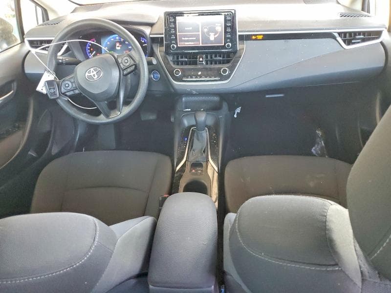2020 TOYOTA COROLLA LE 8