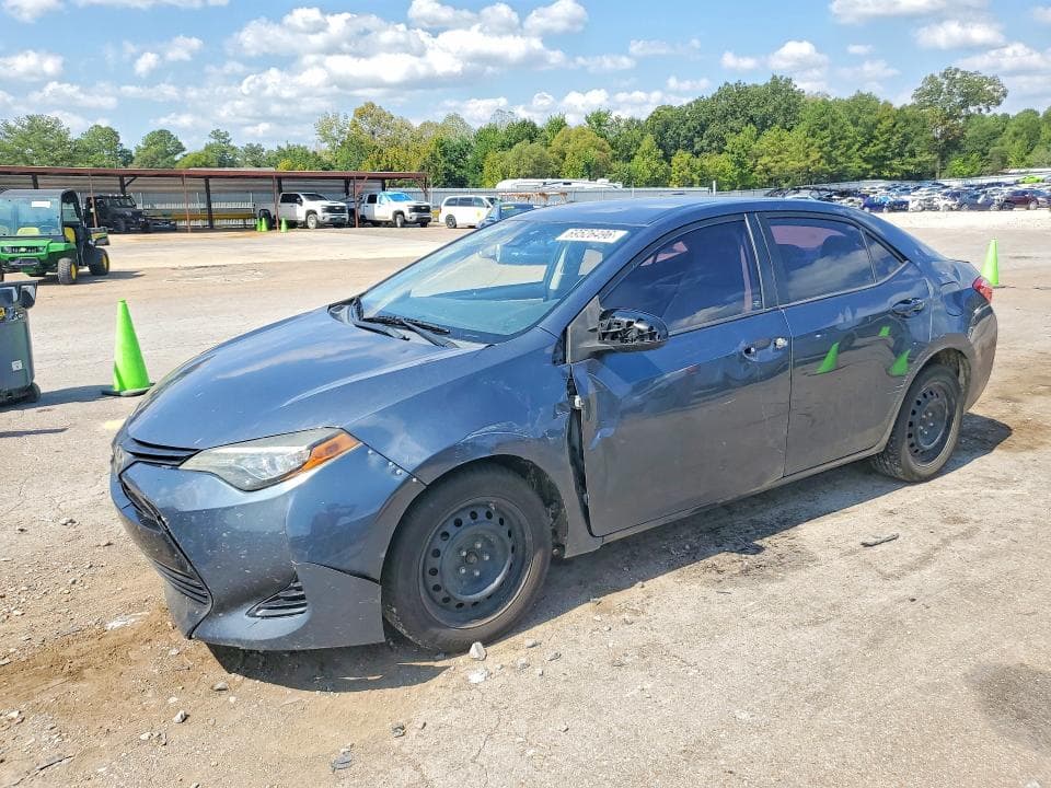 2017 TOYOTA COROLLA LE - 1