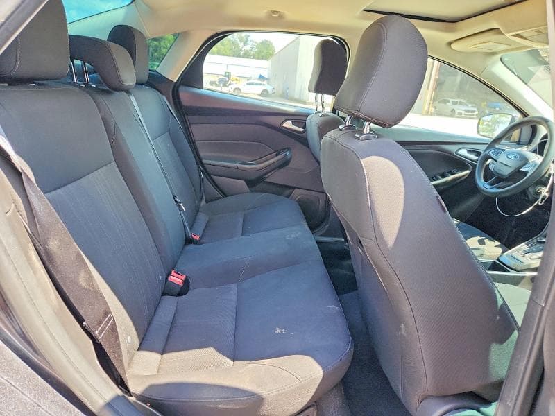 2017 FORD FOCUS SEL 10