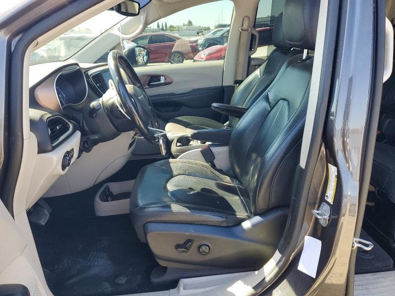 2019 CHRYSLER PACIFICA TOURING L 7