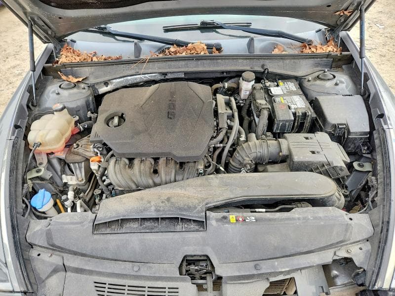 2021 HYUNDAI SONATA SE 11