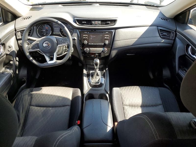 2017 NISSAN ROGUE S 8