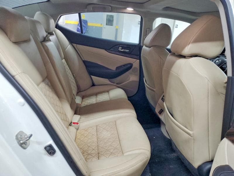 2018 NISSAN MAXIMA PLATINUM 10