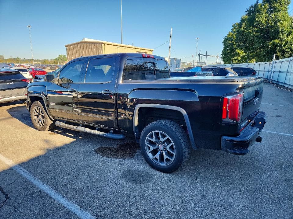 2017 GMC SIERRA K1500 SLT 2