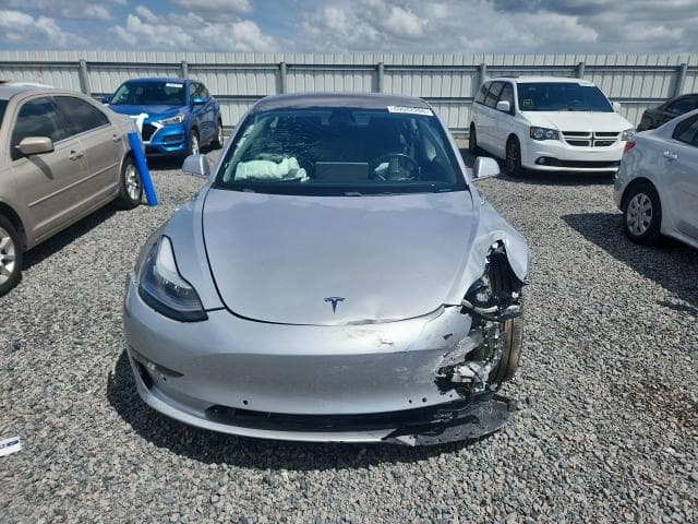 2018 TESLA MODEL 3 5