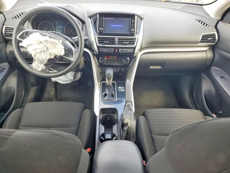 2019 MITSUBISHI ECLIPSE CROSS ES 8