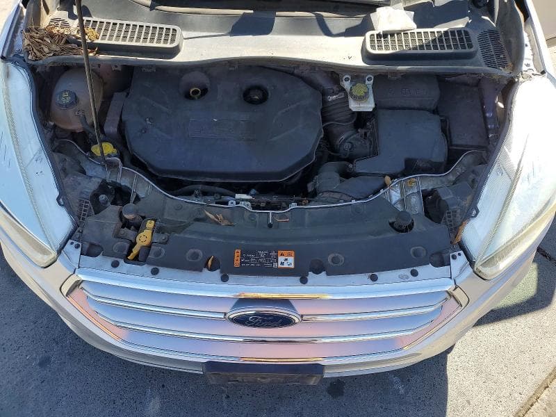 2017 FORD ESCAPE SE 12