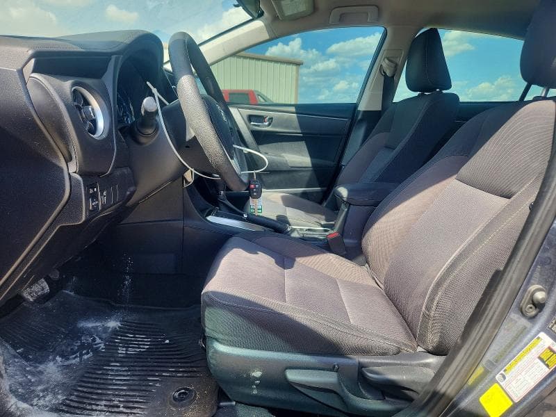 2017 TOYOTA COROLLA LE 7