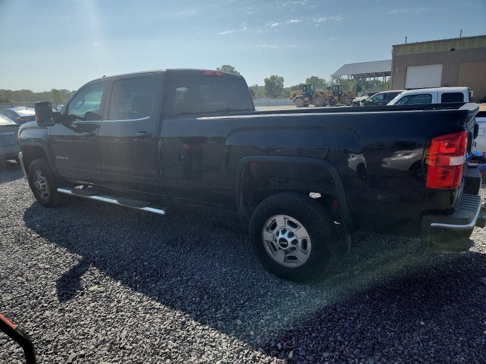2017 GMC SIERRA K2500 SLE 2