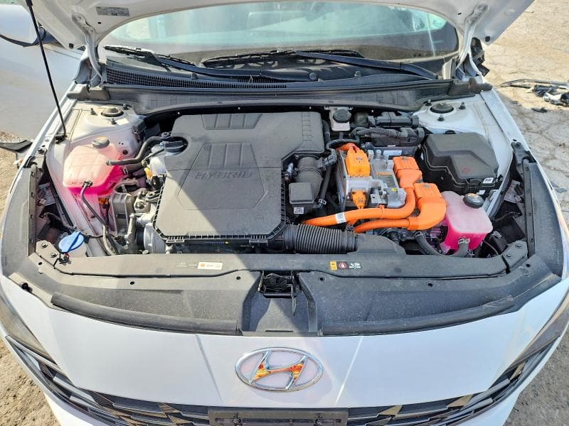 2023 HYUNDAI ELANTRA LIMITED 11