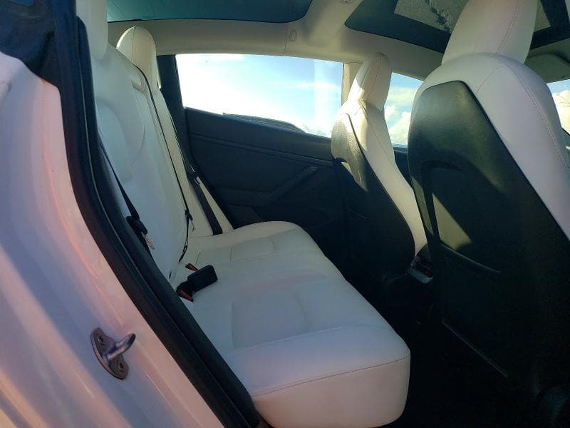 2021 TESLA MODEL 3 10