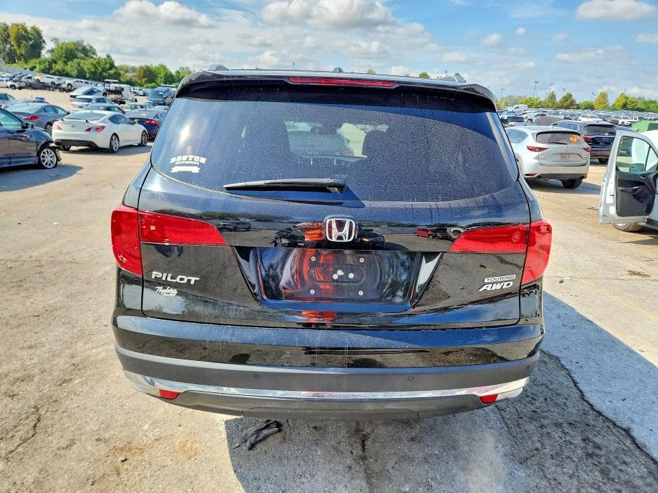 2017 HONDA PILOT TOURING 6