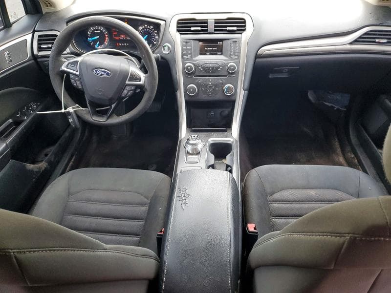 2017 FORD FUSION SE 8