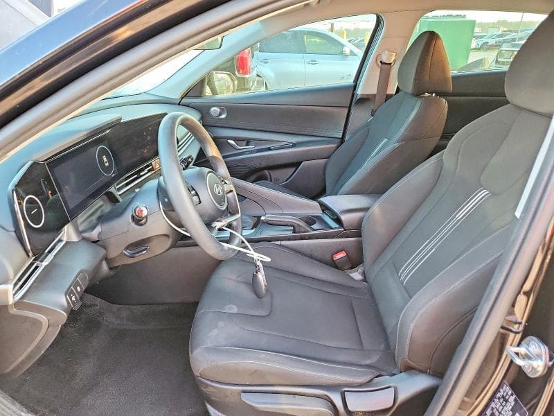 2024 HYUNDAI ELANTRA SEL 7