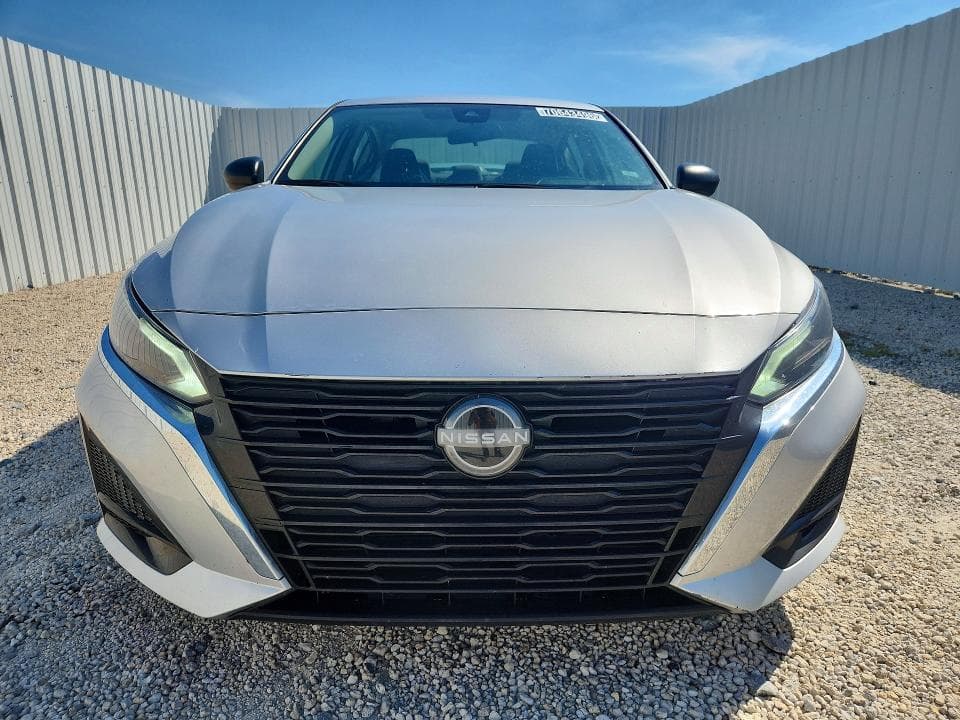 2024 NISSAN ALTIMA SV 5