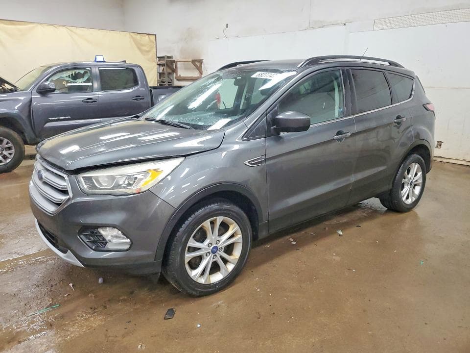 2017 FORD ESCAPE SE - 1