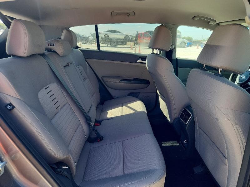 2018 KIA SPORTAGE LX 11