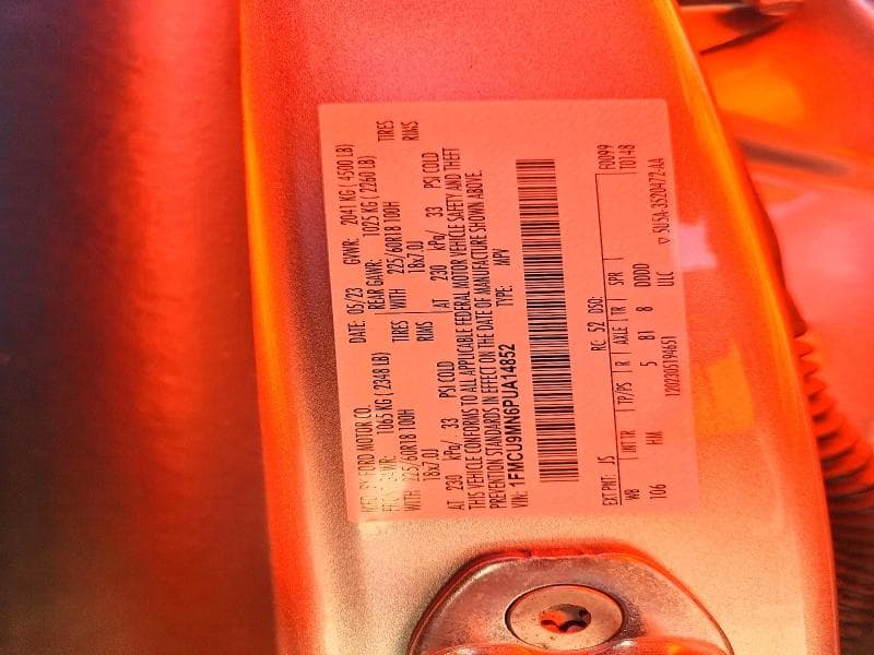 2023 FORD ESCAPE ST LINE 12