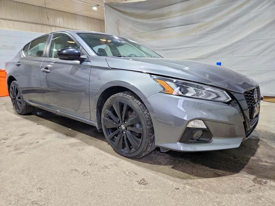 2022 NISSAN ALTIMA SR 4