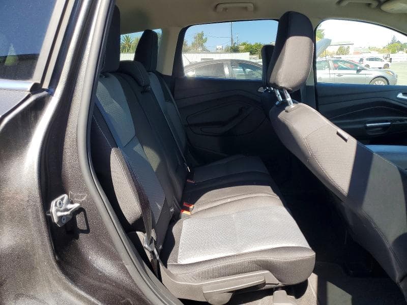 2019 FORD ESCAPE SE 11