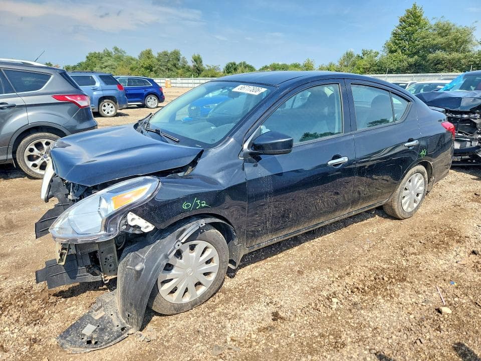 2018 NISSAN VERSA SV - 1