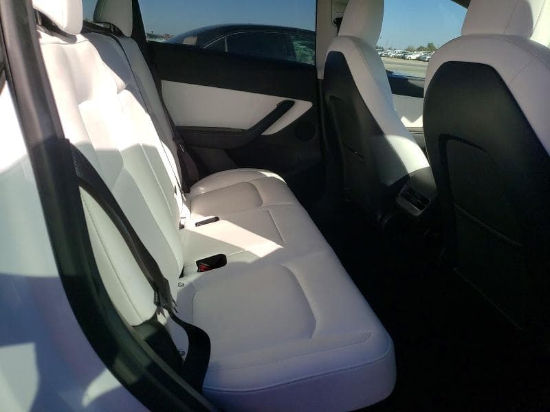2022 TESLA MODEL Y 10